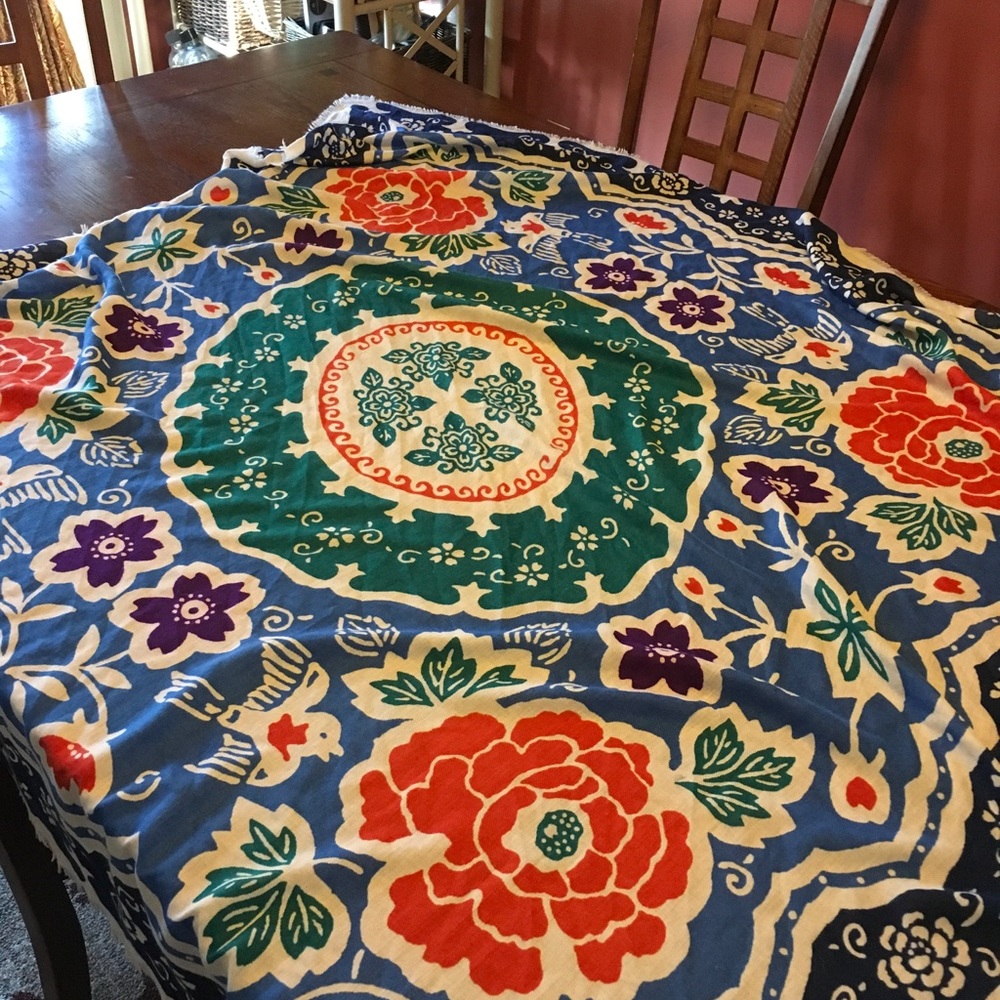 Very Large Scarf / wrap EUC